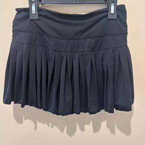 Gold Hinge Black Athletic Skirt